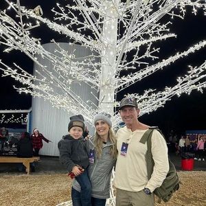 Meet your Posher, Pete-paula